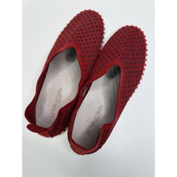 Ilse Jacobsen Tulip Slip On Sneaker Womens EU 39 US 9 Red Textile Perforated - Picture 9 of 11
